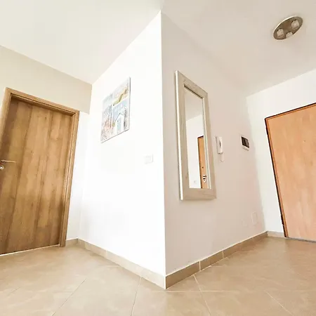 Tropical 683 Apartamento Durrës